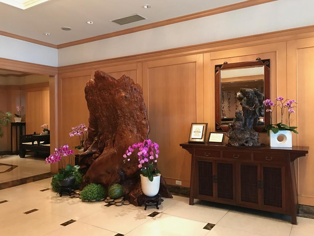 Dong Wu Hotel تايبيه المظهر الخارجي الصورة