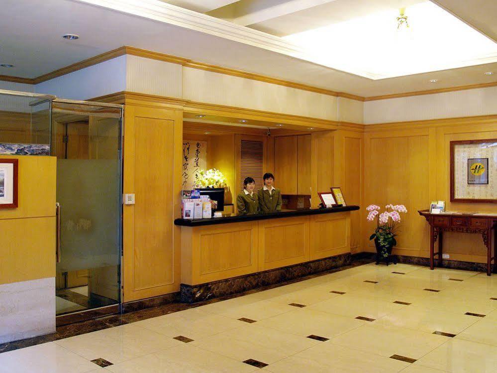 Dong Wu Hotel تايبيه المظهر الخارجي الصورة